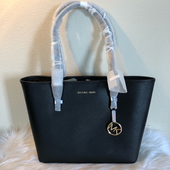 Michael Kors Handbags - Michael Kors Tote